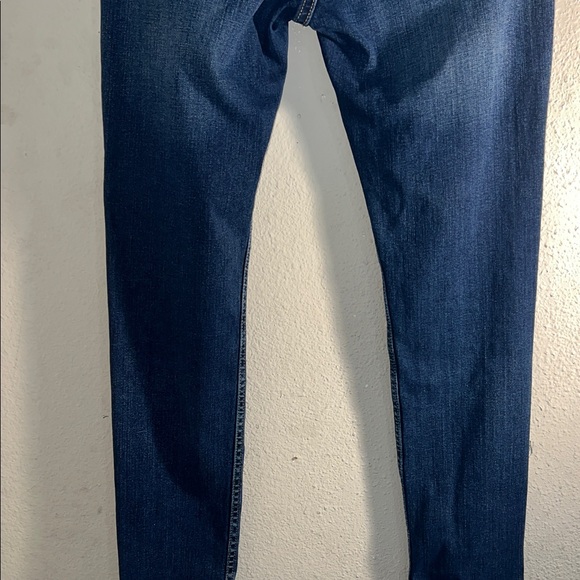 Hollister Men's Slim Jeans in Dark Blue - Picture 8 of 9